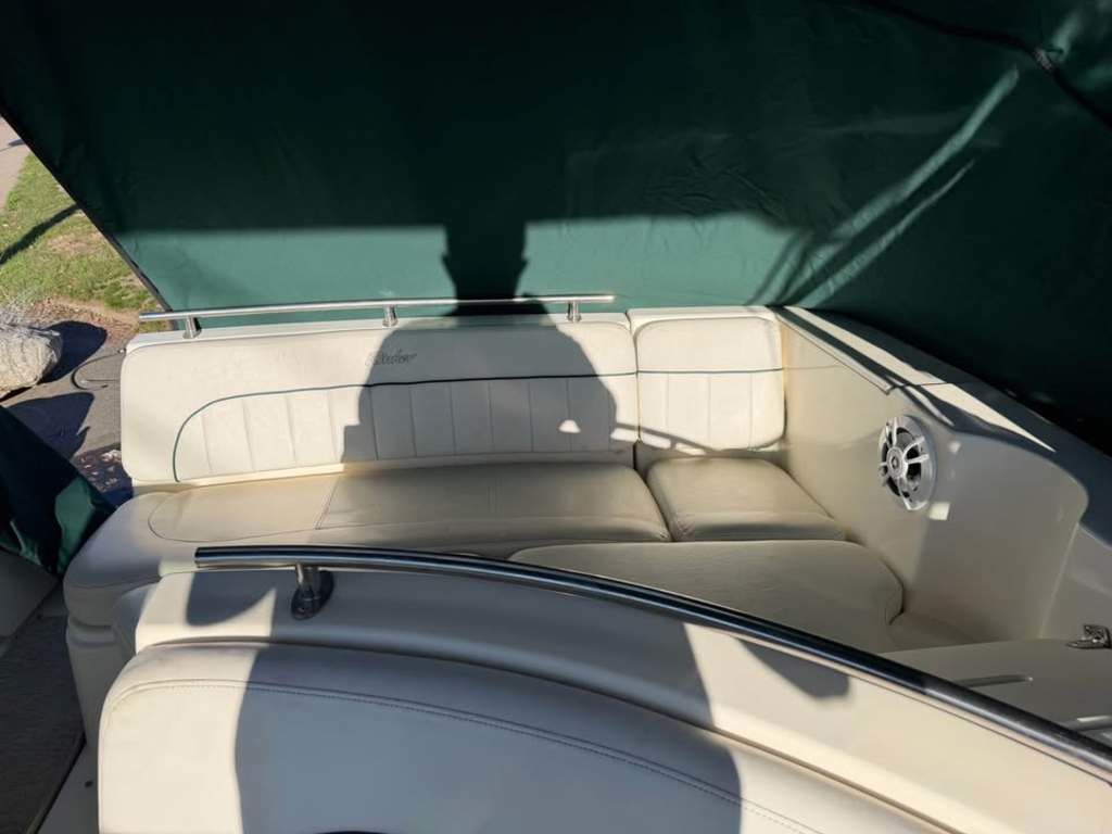 1999 rinker V 270 1999 rinker V 270